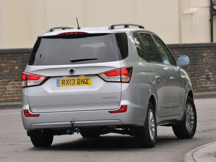  SsangYong Turismo 2013 года  (фото 9 из 12)